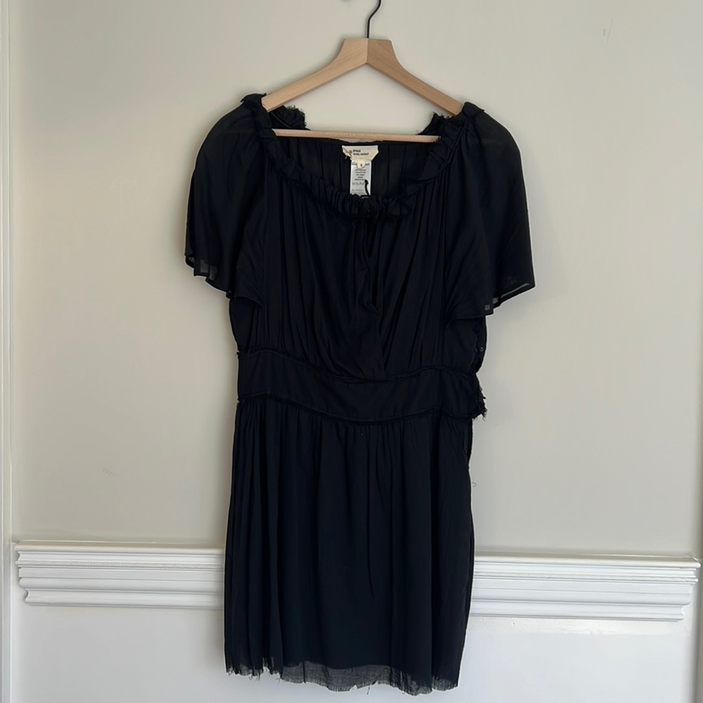 Étoile Isabel Marant navy flutter sleeve dress